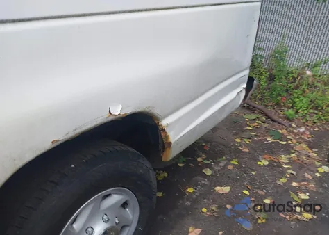 2011 Ford E-350 Super Duty Xlt from USA, damaged, VIN 1FBSS3BL7BDA69599